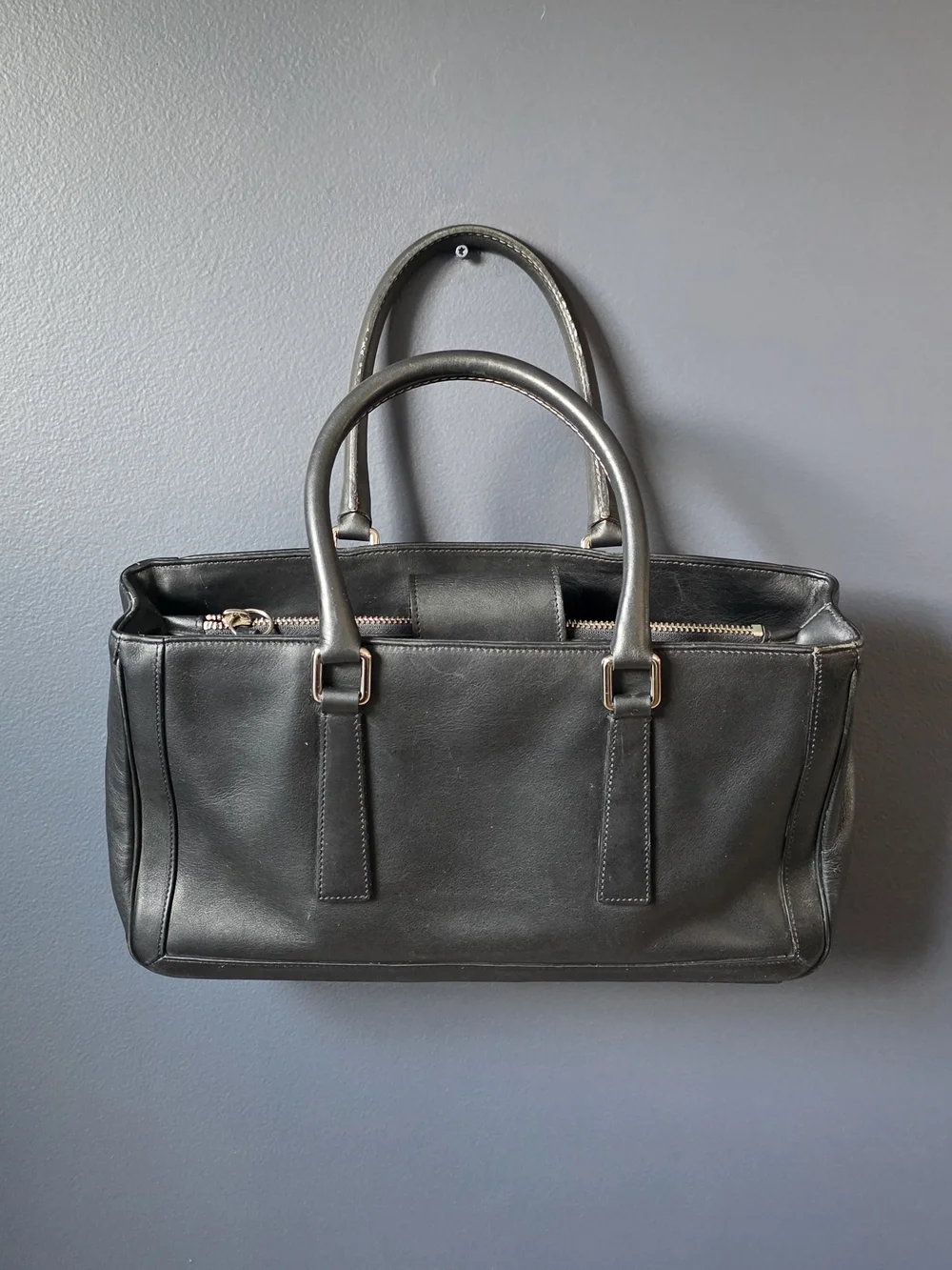 Coach Bonnie's Legacy Handbag - Vintage 2000 Leather Bag